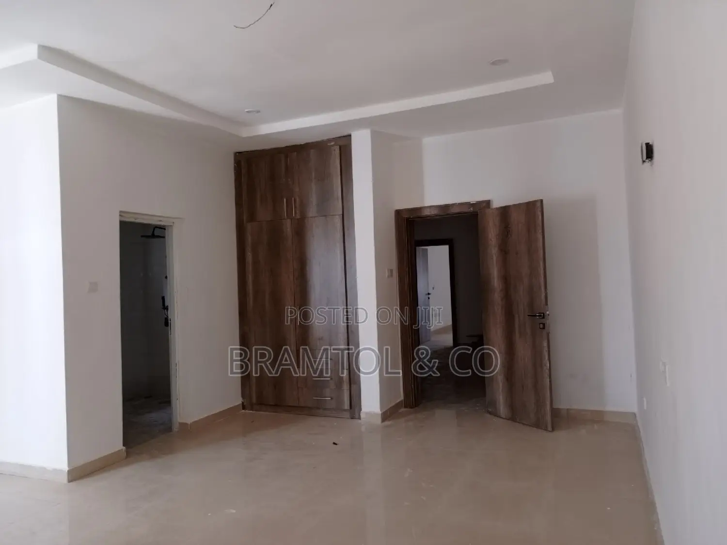 4bdrm Townhouse/Terrace in Jahi for Sale in Jahi