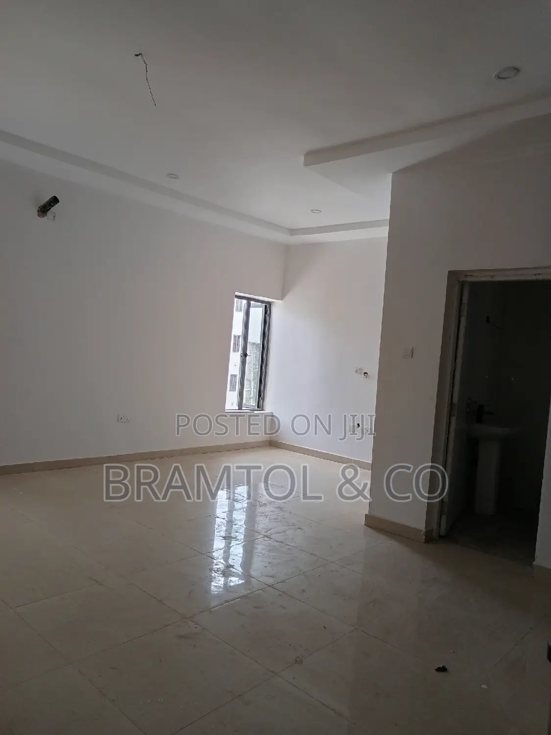 4bdrm Townhouse/Terrace in Jahi for Sale in Jahi