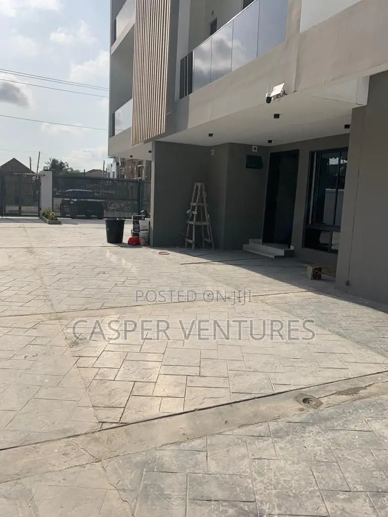 4bdrm Duplex in Ade, Lekki Phase 1 for rent in Lekki Phase 1