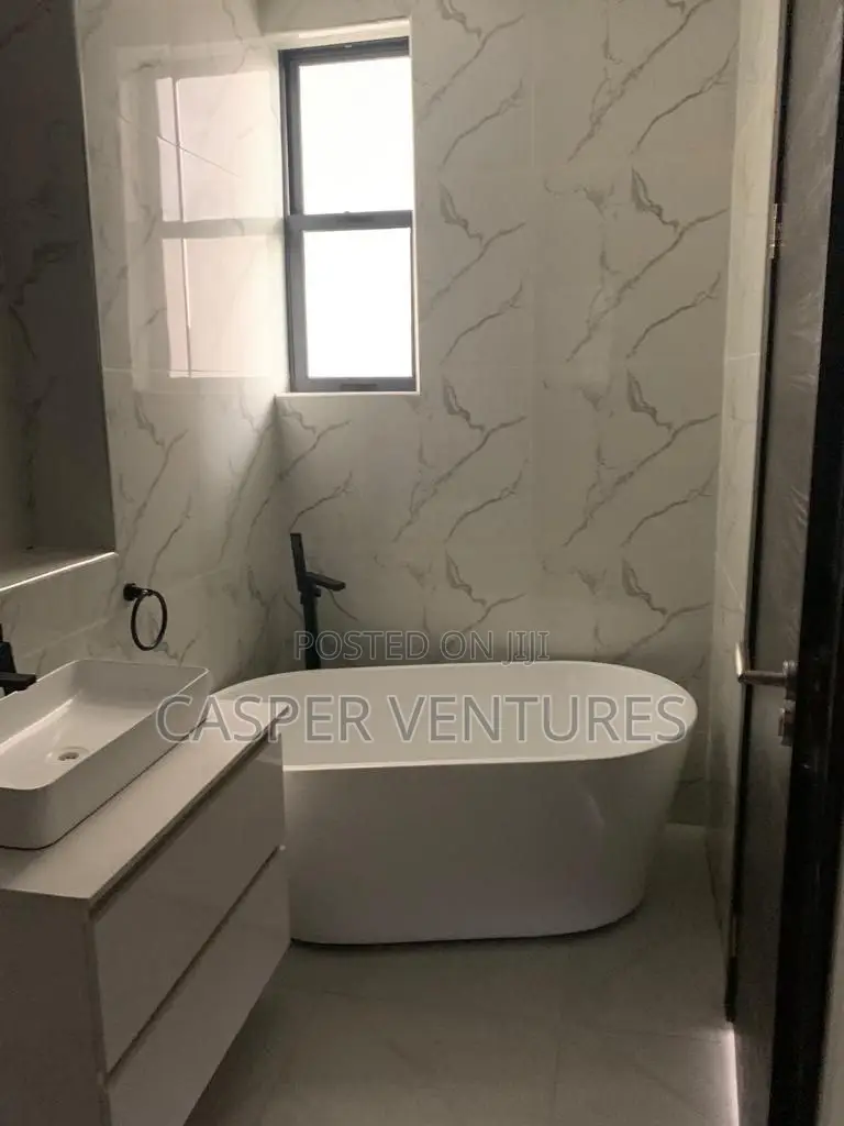 4bdrm Duplex in Ade, Lekki Phase 1 for rent in Lekki Phase 1
