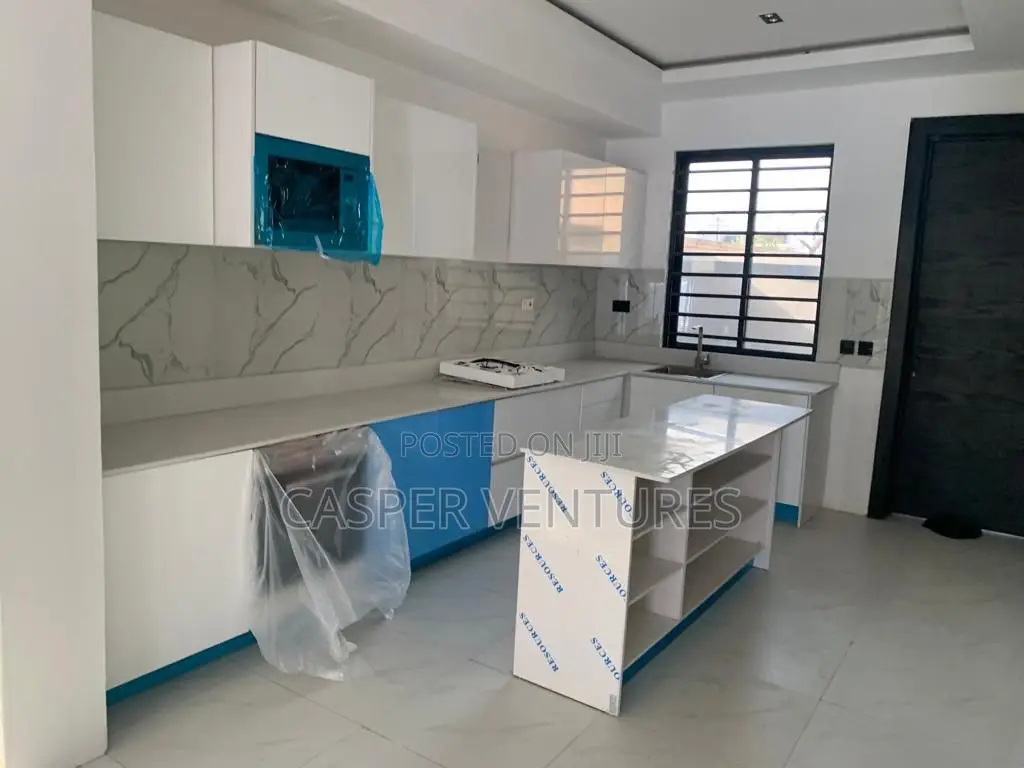 4bdrm Duplex in Ade, Lekki Phase 1 for rent in Lekki Phase 1