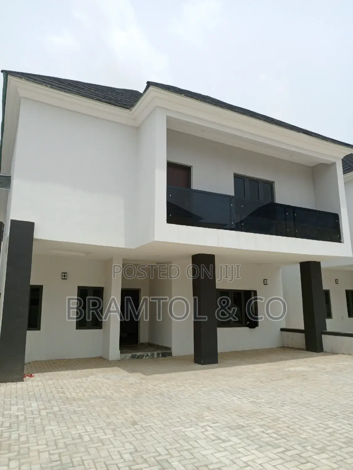 5bdrm Duplex in Jahi for sale in Jahi
