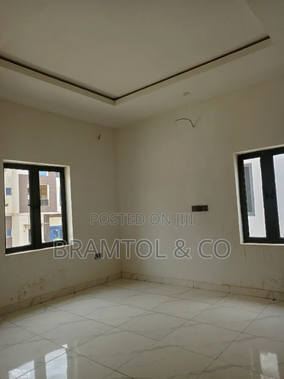 5bdrm Duplex in Jahi for sale in Jahi