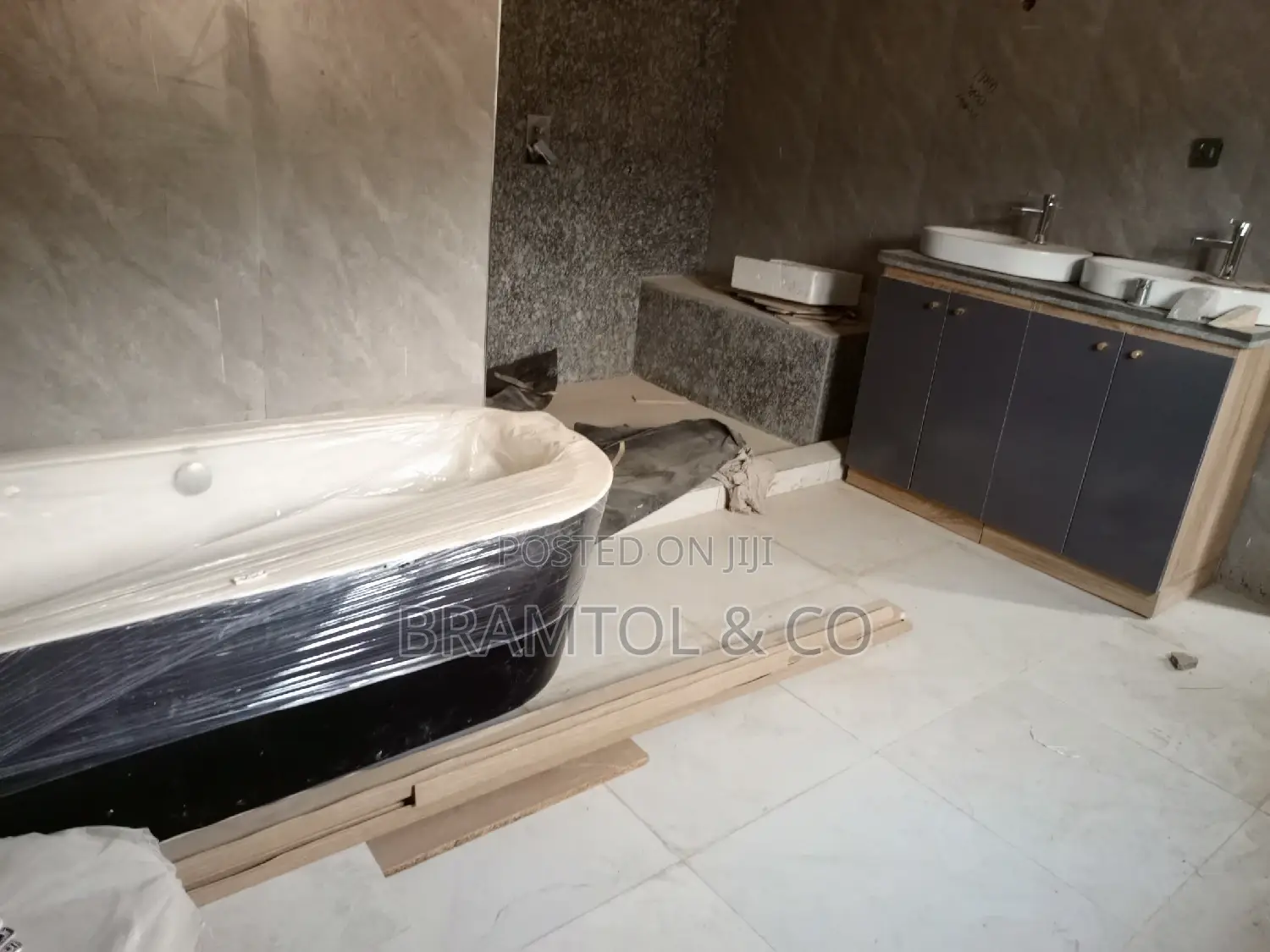 5bdrm Duplex in Katampe Extension for sale in Katampe Extension
