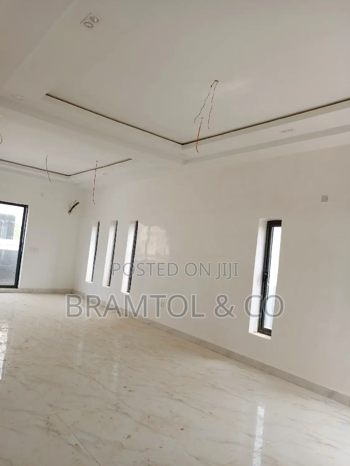 5bdrm Duplex in Katampe Extension for sale in Katampe Extension