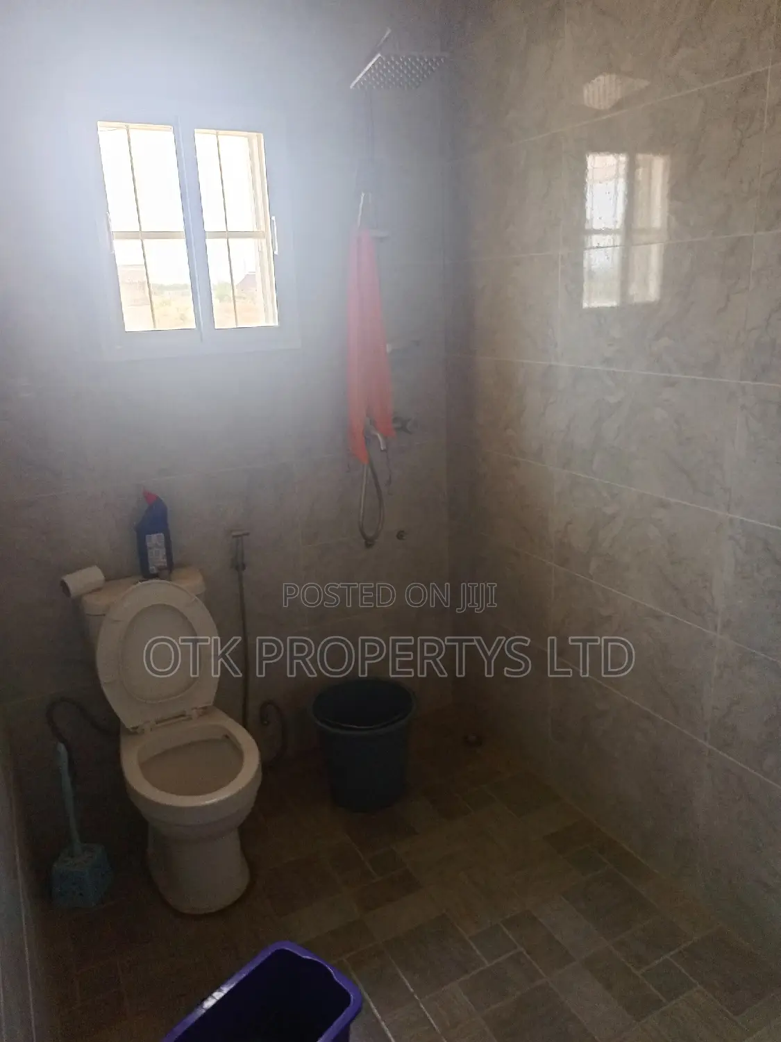 2bdrm Block of Flats in Directly Behind Nnpc, Ushafa for sale in Ushafa