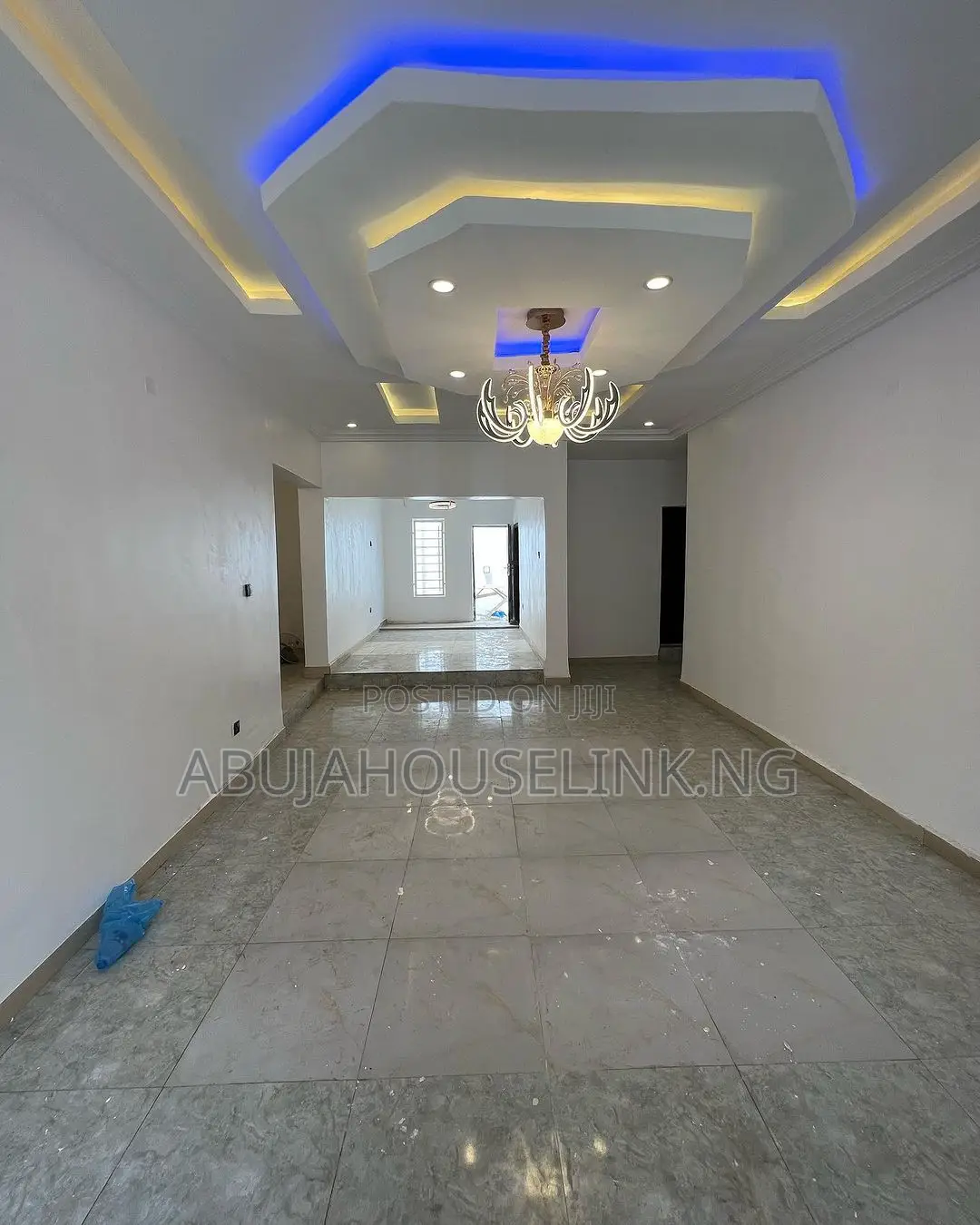 4bdrm Bungalow in Efab Queens Estate, for sale in Gwarinpa