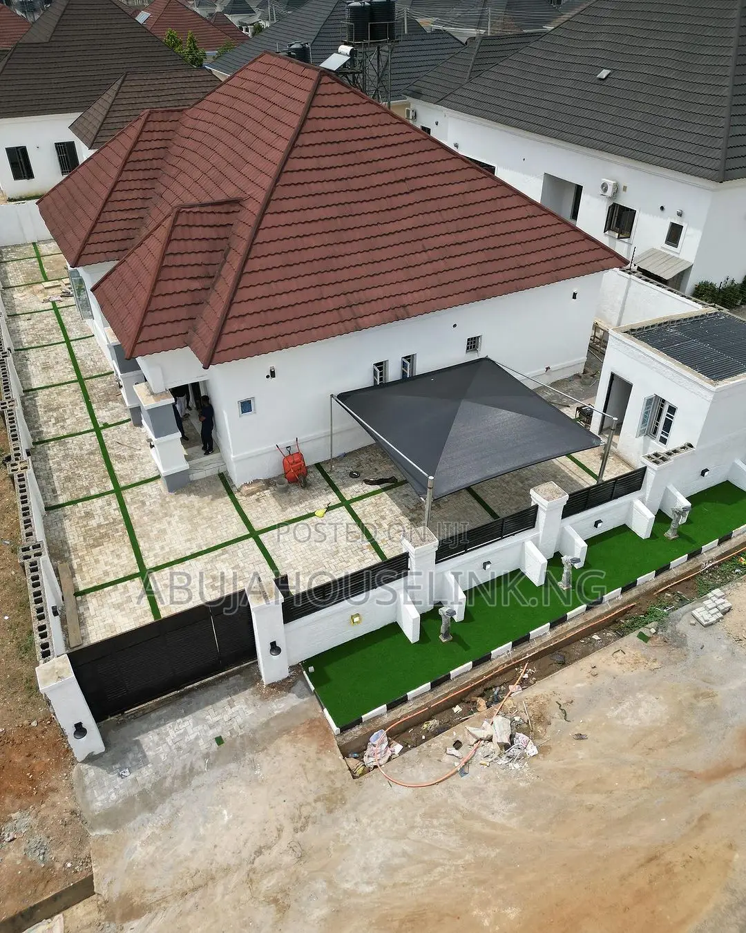 4bdrm Bungalow in Efab Queens Estate, for sale in Gwarinpa