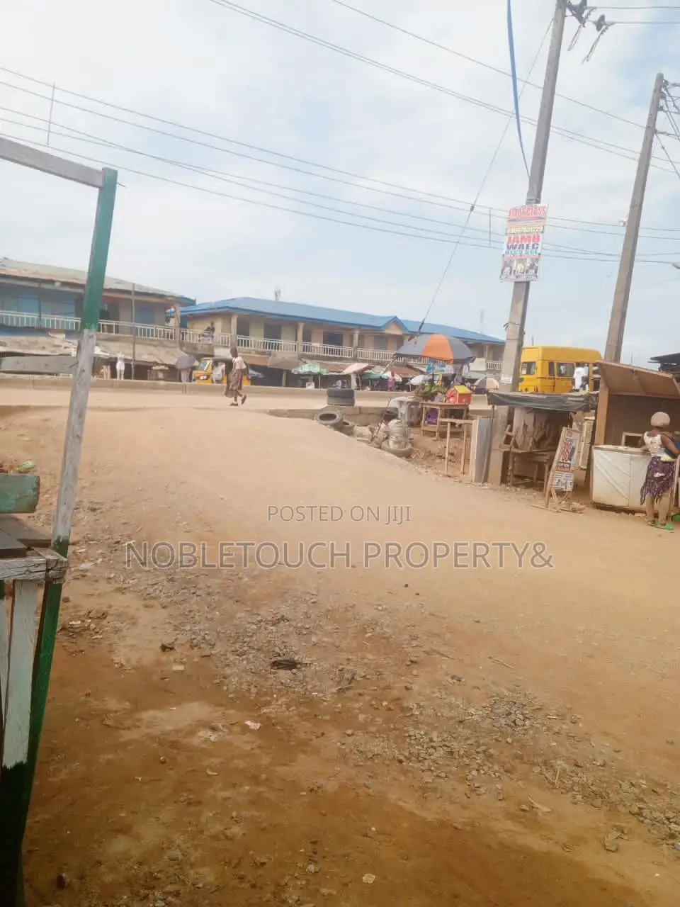 1bdrm Block of Flats in Abaranje Ikotun for sale in Abaranje
