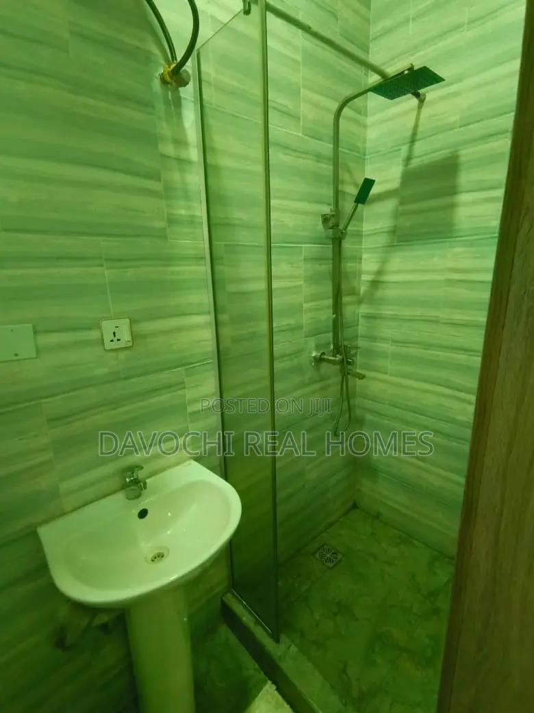 Furnished 4bdrm House in Chevron Drive, Lekki for sale in Lekki