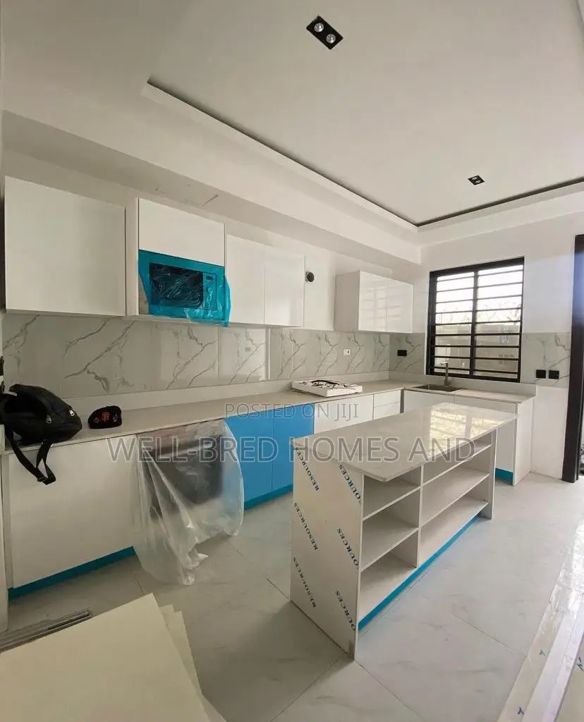 4bdrm Duplex in Lekki Phase 1 for rent in Lekki Phase 1