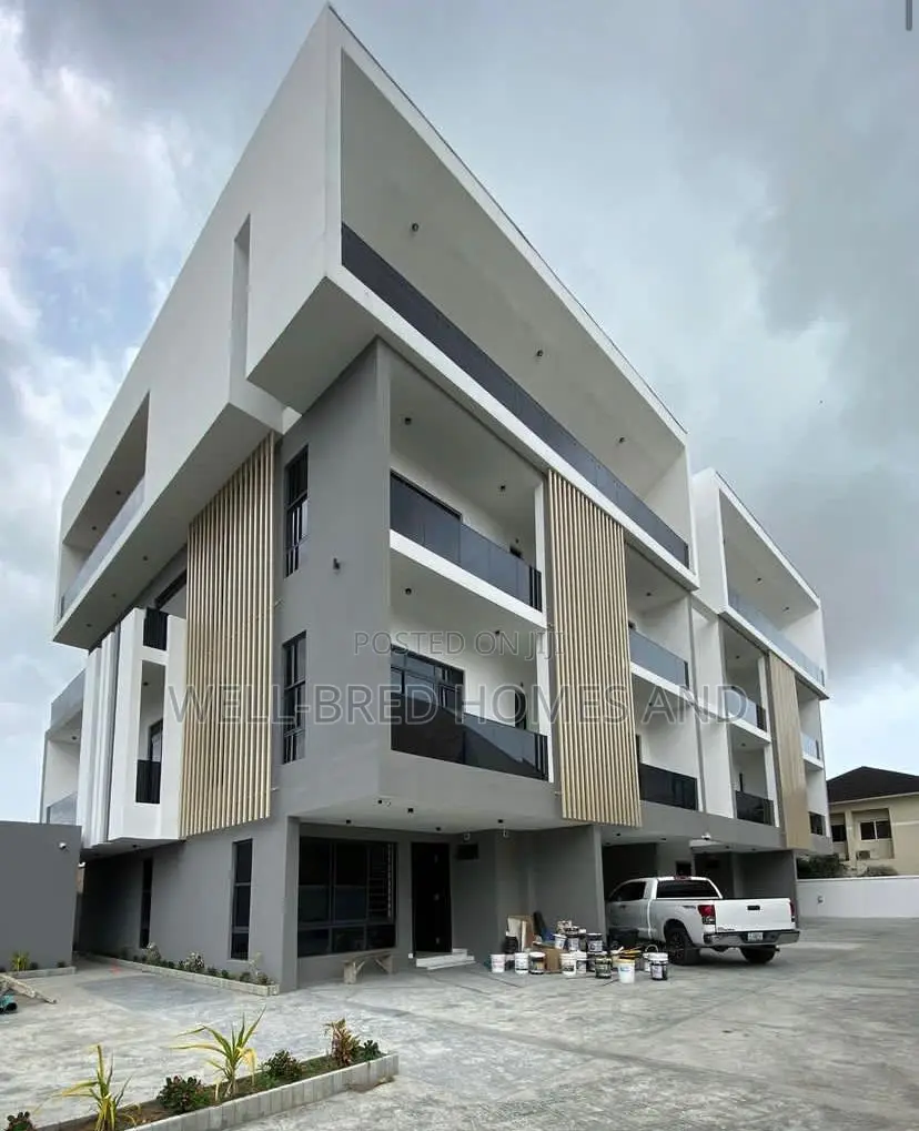 4bdrm Duplex in Lekki Phase 1 for rent in Lekki Phase 1