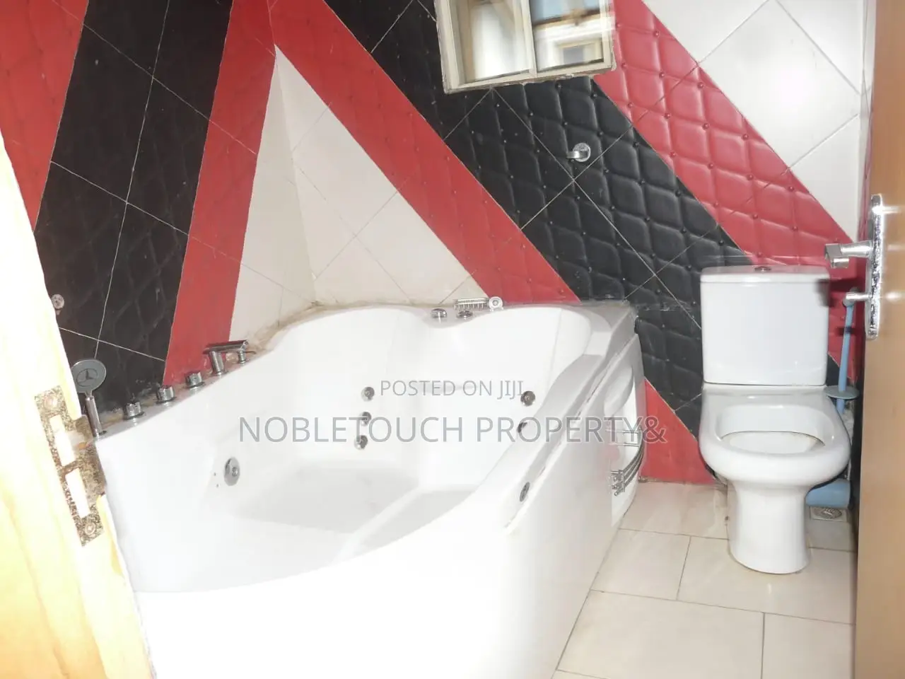 24rooms Standard Hotel With Event Hall Club in Egbeda