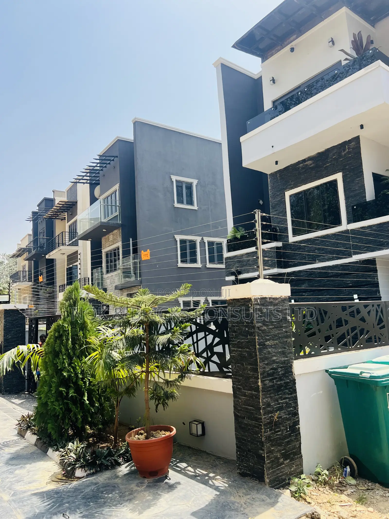 Furnished 5bdrm Duplex in City Scape Estate, Guzape District for sale in Guzape District