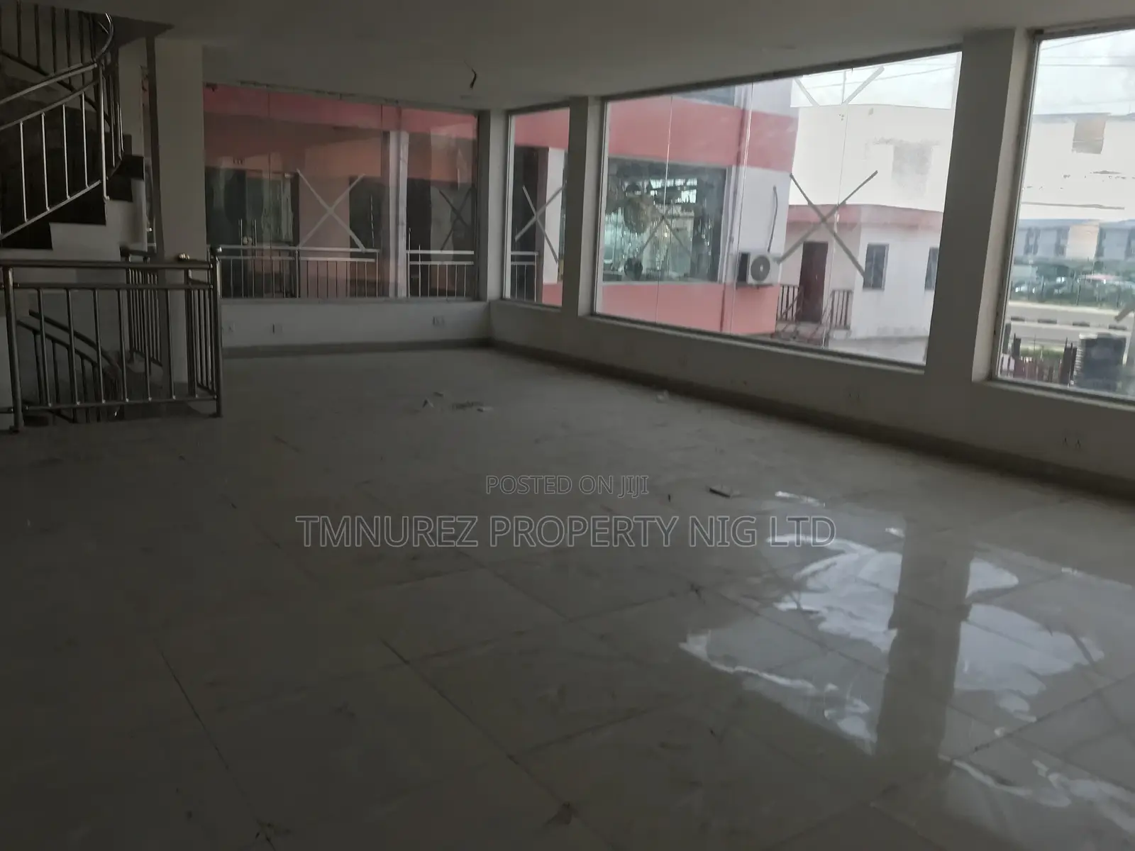 BANK SPACE 400SQM, Per SQM 4 in Lekki Expressway