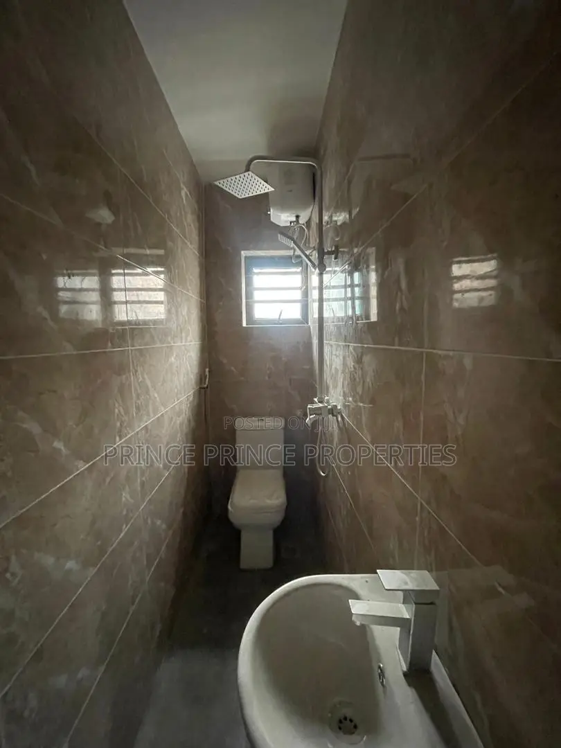 Furnished 3bdrm Block of Flats in Surulere for rent in Surulere