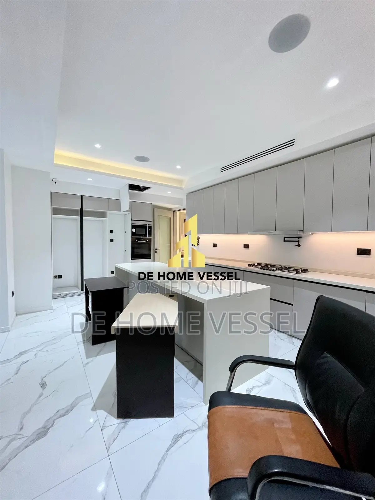 4bdrm Apartment in Old Ikoyi for sale in Old Ikoyi