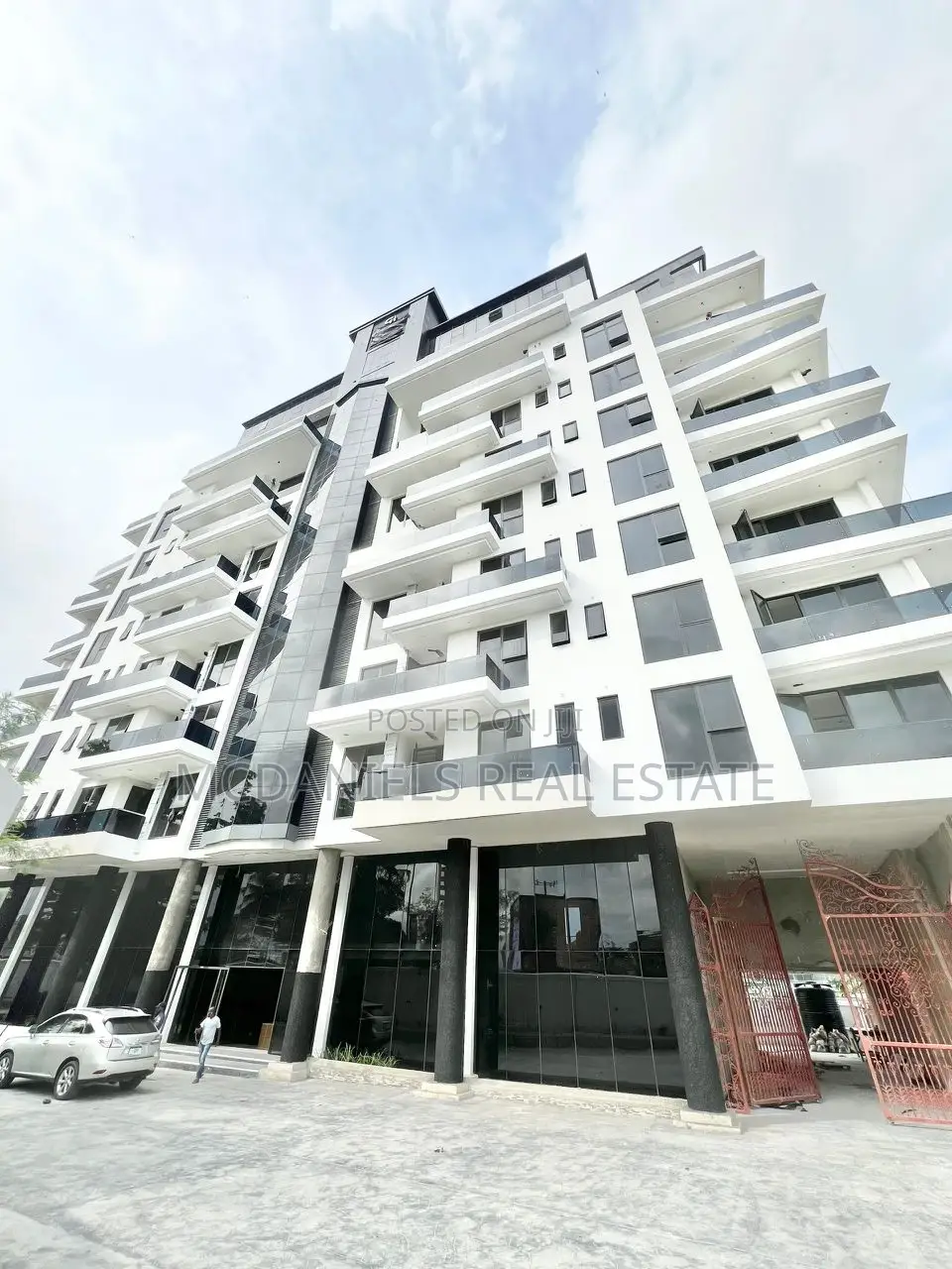 3bdrm Apartment in Banana Island for sale in Banana Island