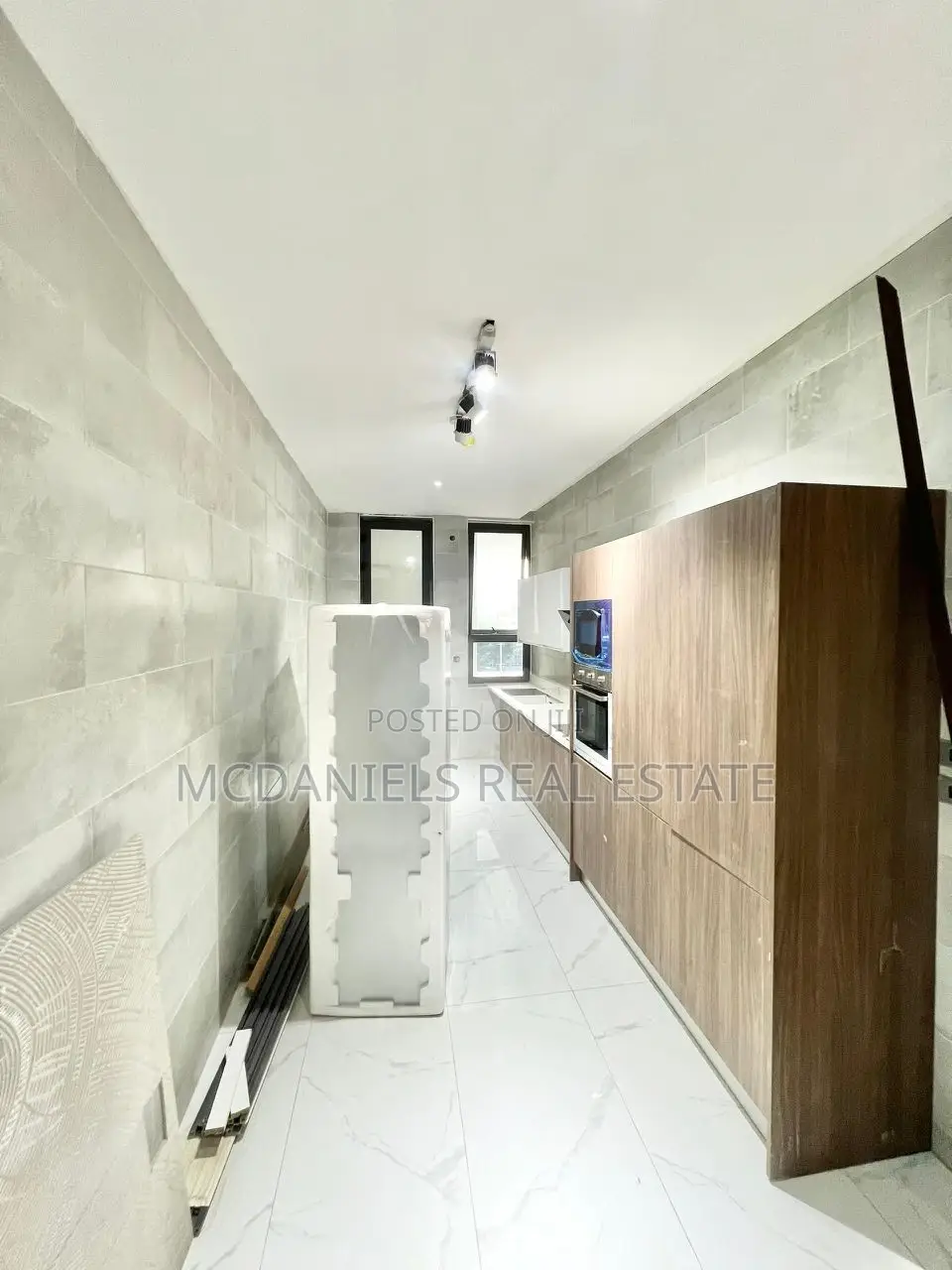 3bdrm Apartment in Banana Island for sale in Banana Island