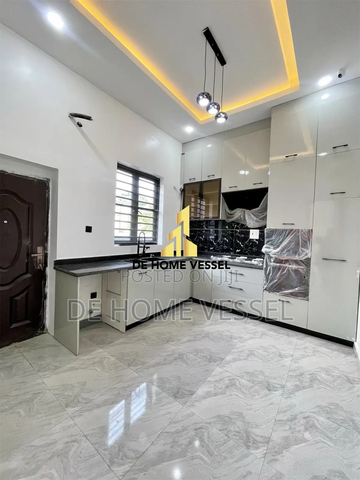4bdrm Duplex in Osapa london for sale in Osapa london