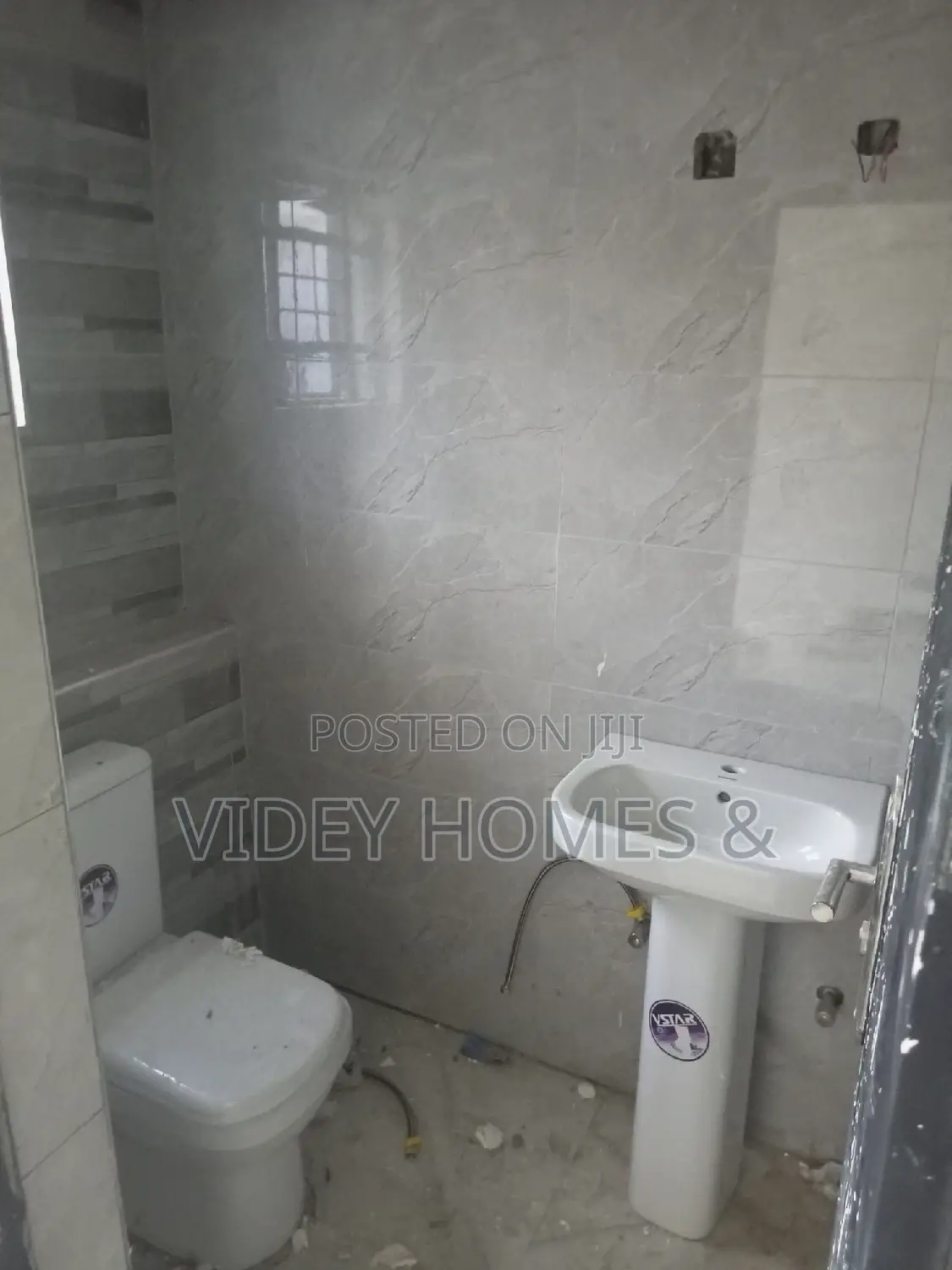 3bdrm Townhouse / Terrace in Kabusa Garden Estate, Dakwo District in Dakwo District