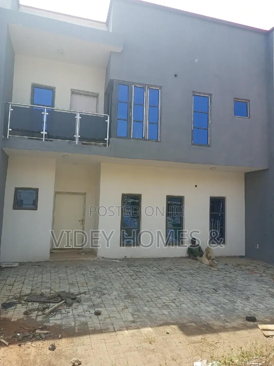 3bdrm Townhouse / Terrace in Kabusa Garden Estate, Dakwo District in Dakwo District