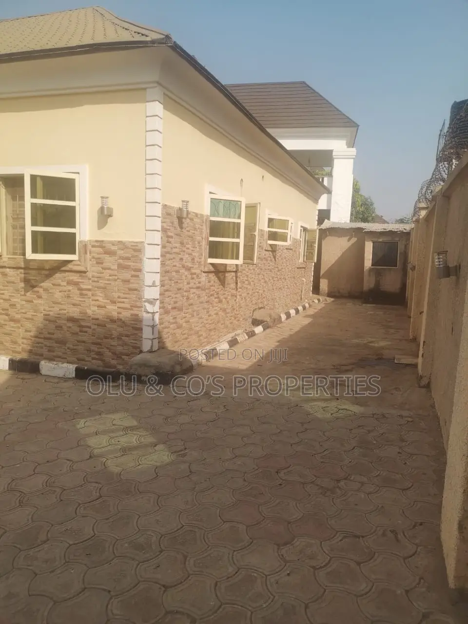 3bdrm Bungalow in An Estate In for sale in Lokogoma