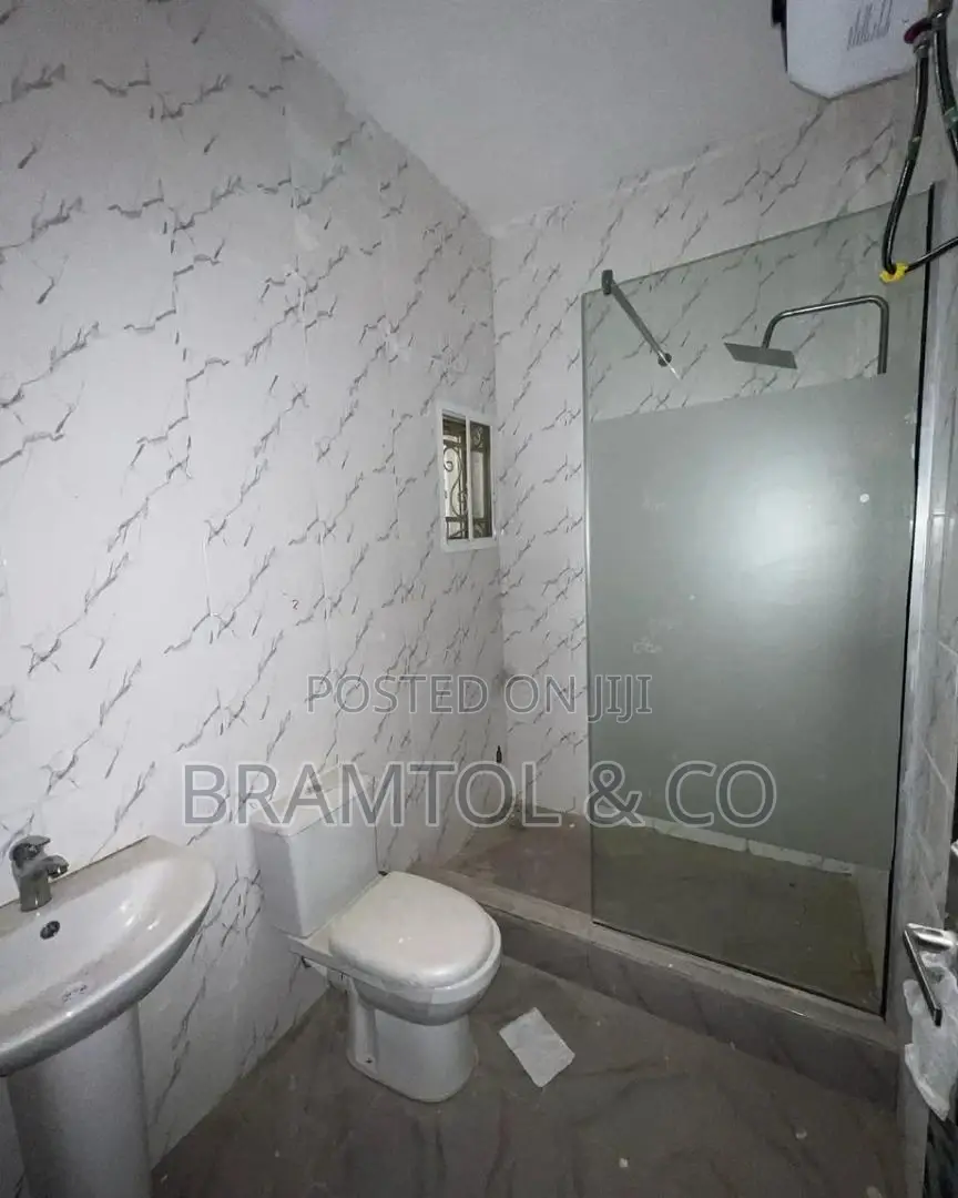 4bdrm Townhouse/Terrace in Galadimawa for Sale in Galadimawa