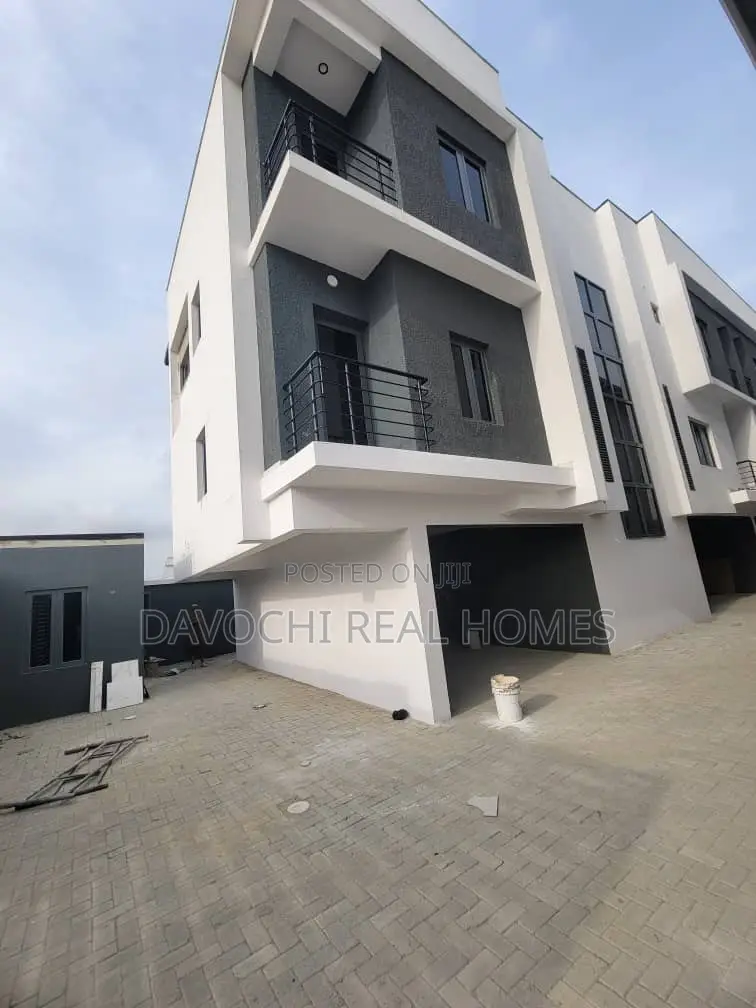 3bdrm Duplex in Ikate-Lekki for rent in Lekki