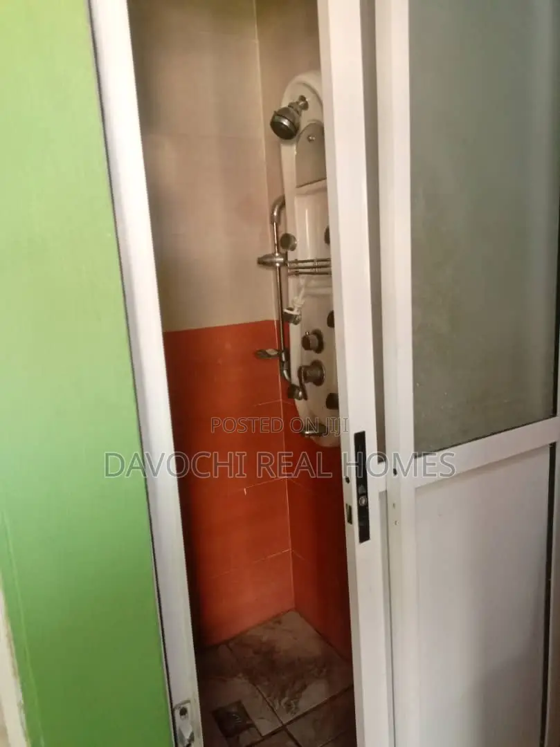 5bdrm Duplex in Ikate-Lekki for rent in Lekki