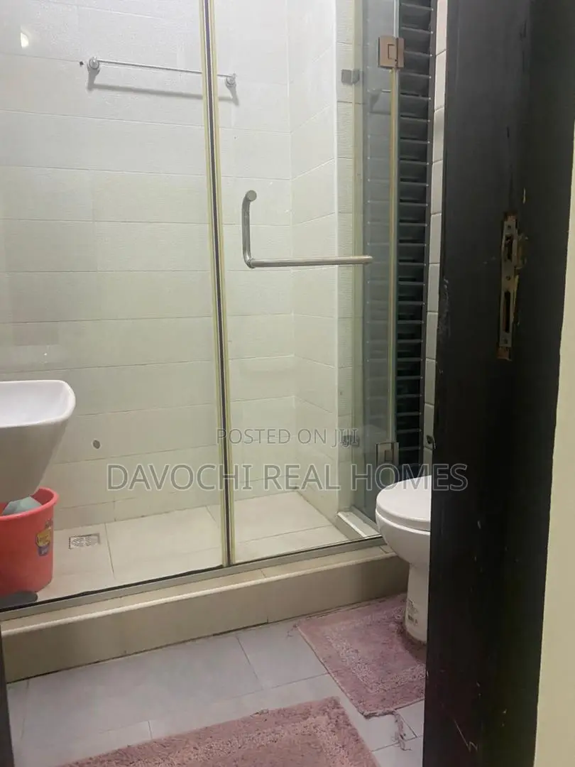 Furnished 3bdrm Apartment in Lekki Phase One for rent in Lekki
