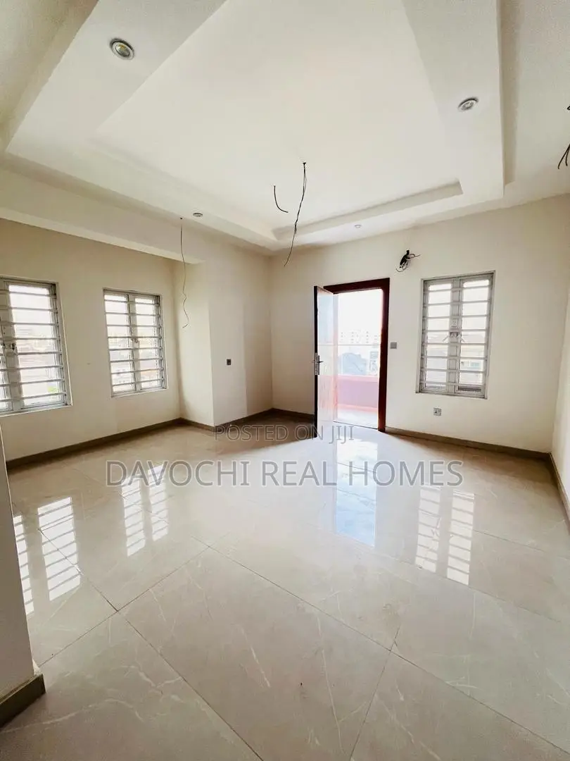 3bdrm Apartment in Ikate-Lekki for rent in Lekki