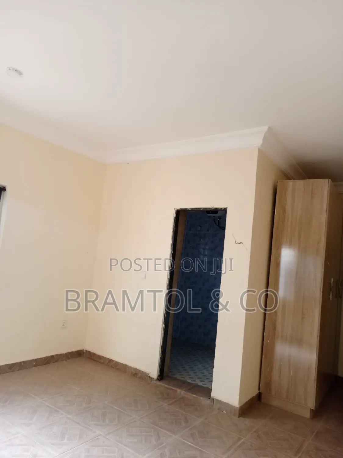 3bdrm Block of Flats in With Bq, Wuye for rent in Wuye