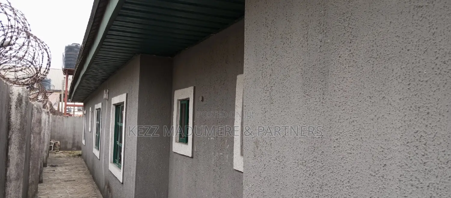 4bdrm Bungalow in Akwaka , Rumuodomaya, Port-Harcourt for sale in Port-Harcourt