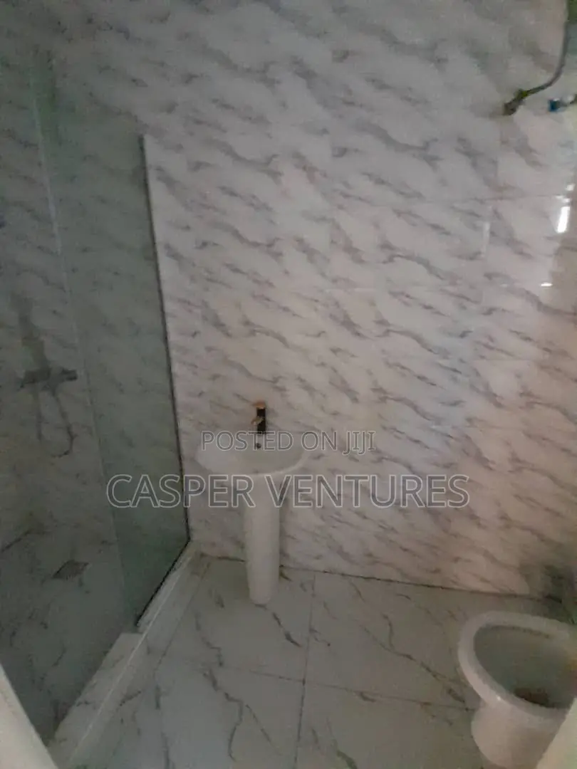 2bdrm Apartment in Royal Pine, Lekki Phase 2 for rent in Lekki Phase 2