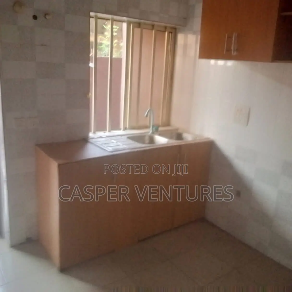 2bdrm Apartment in Ogombo for rent in Ogombo