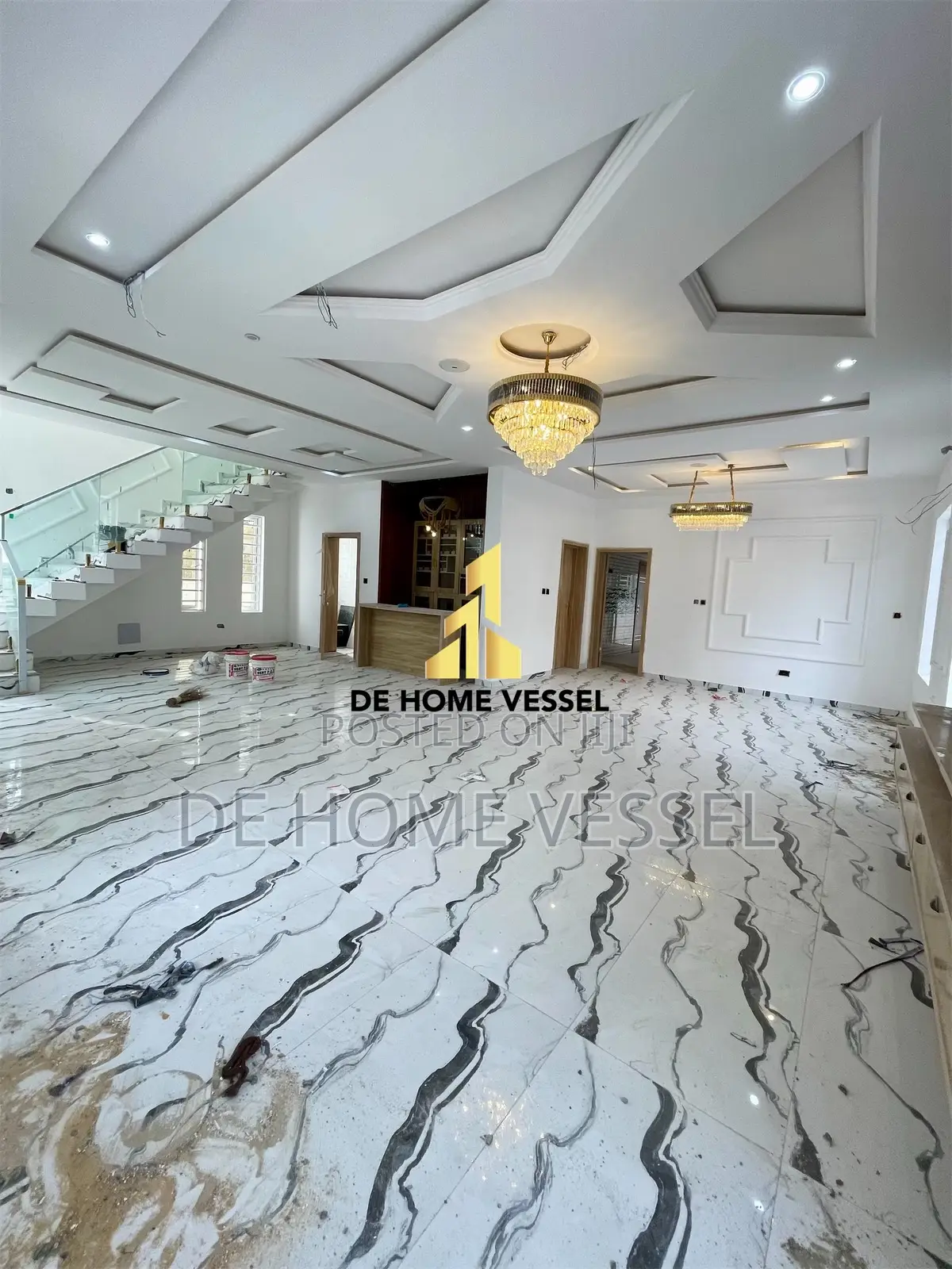5bdrm Duplex in Ikota for sale in Ikota