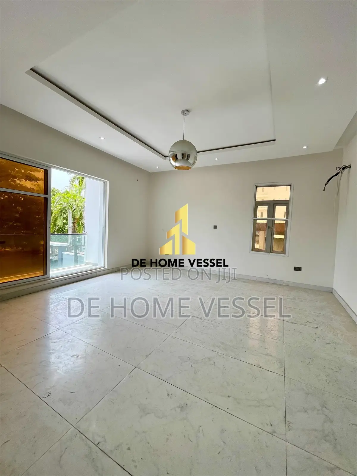 3bdrm Apartment in Victoria Island for sale in Victoria Island