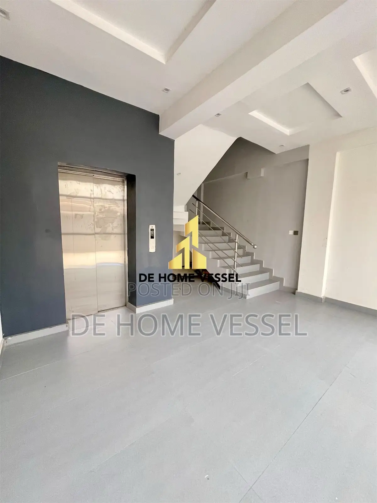 3bdrm Apartment in Victoria Island for sale in Victoria Island