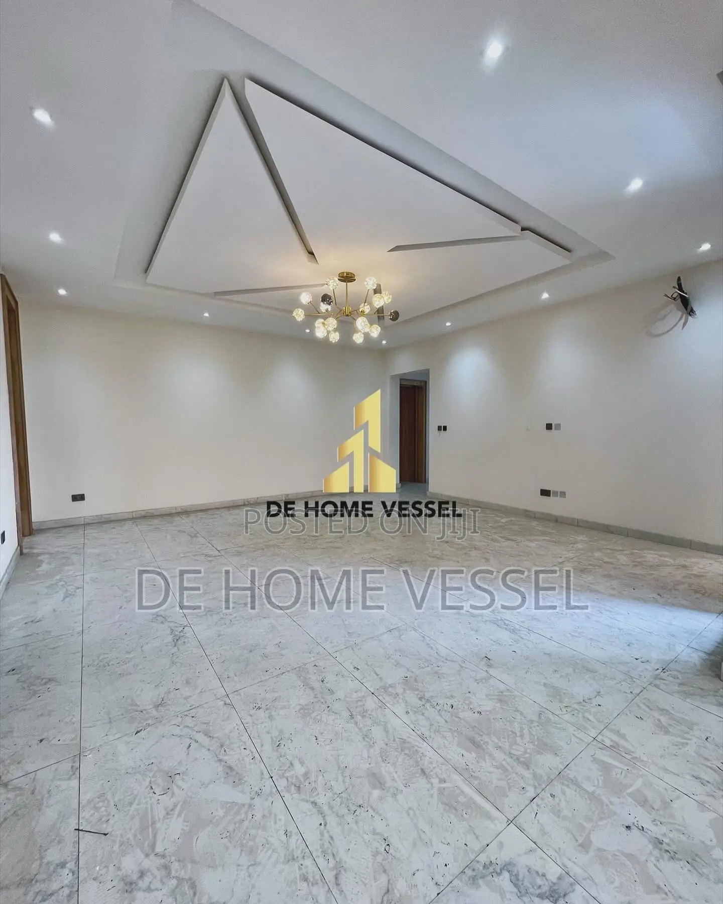 3bdrm Apartment in Victoria Island for sale in Victoria Island