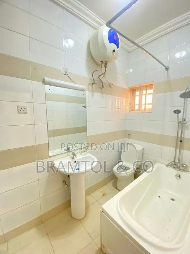 4bdrm Townhouse / Terrace in Life Camp for rent in Life Camp