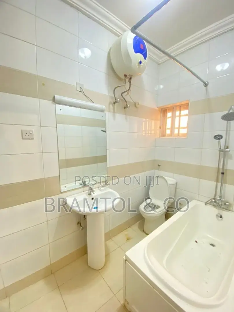 4bdrm Townhouse / Terrace in Life Camp for rent in Life Camp