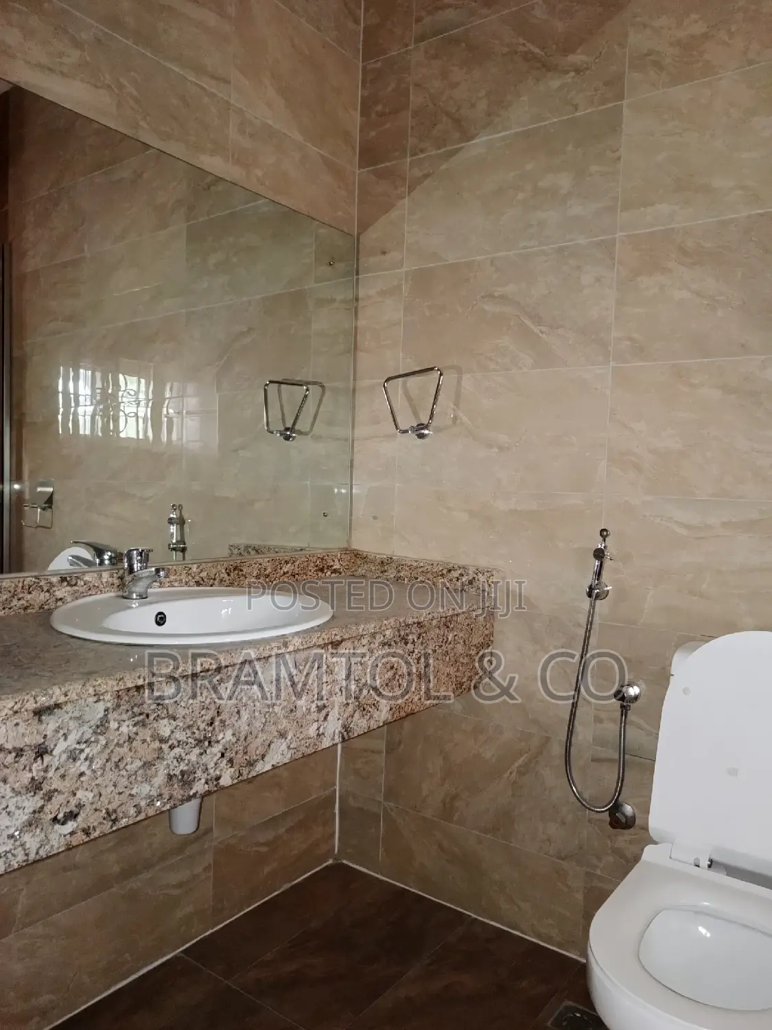 3bdrm Townhouse / Terrace in Maitama for rent in Maitama