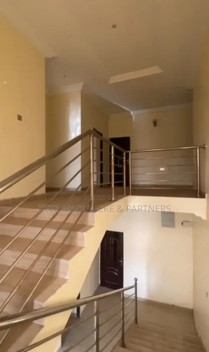 5bdrm Duplex in New Gra, Enugu ,, Port-Harcourt for sale in Port-Harcourt