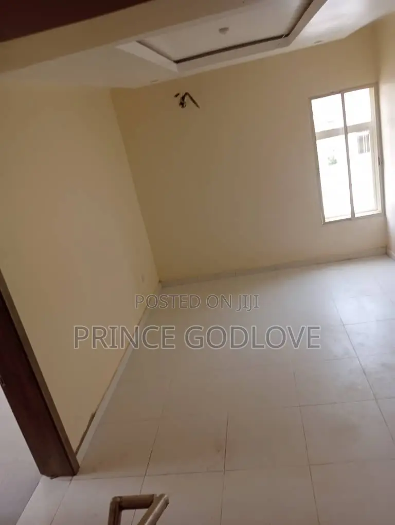 3bdrm Block of Flats in Trans Engineering, Dawaki for rent in Dawaki
