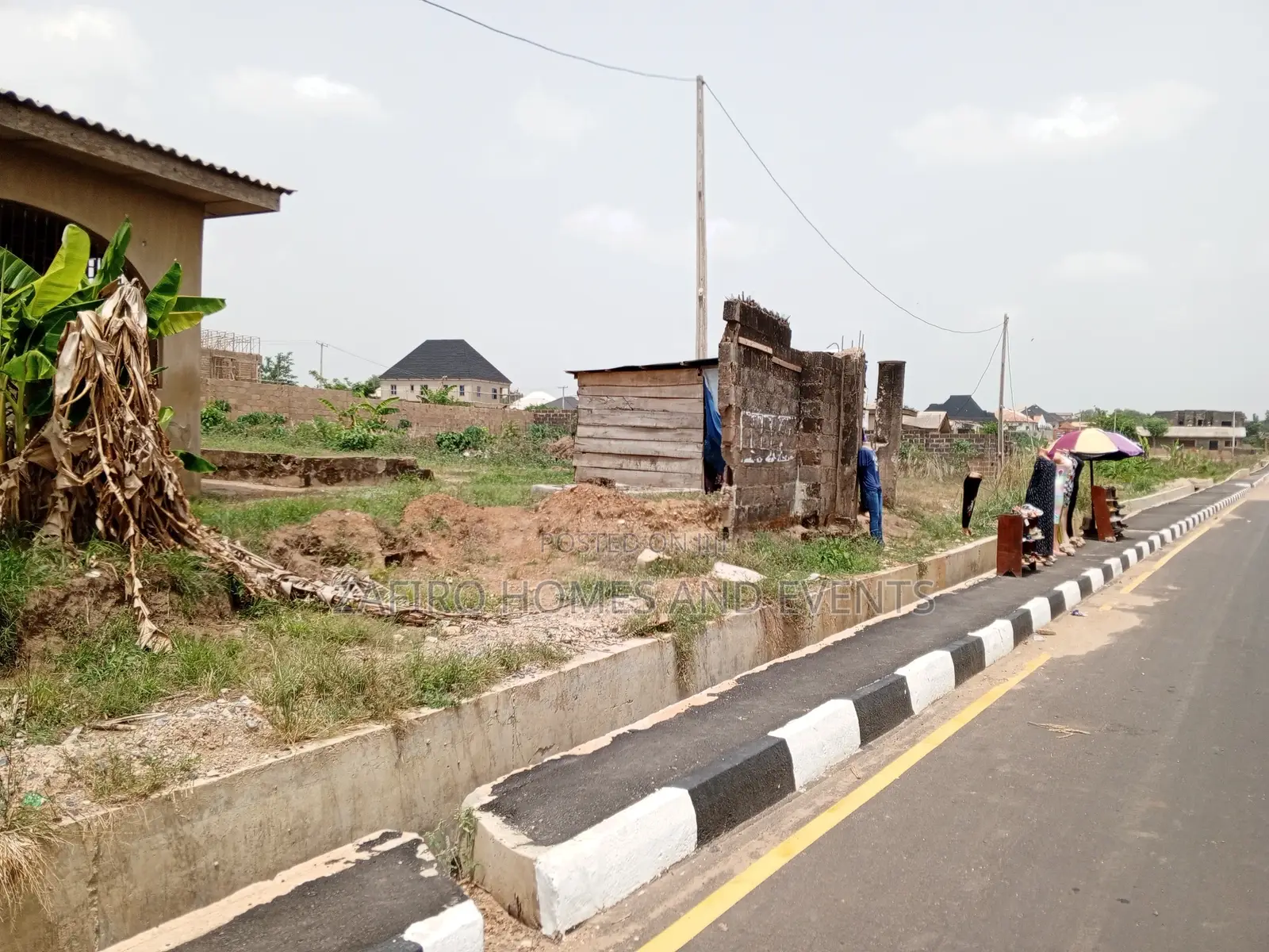 Commercial 1200m2 Plot of Land on Akala Express in Akala Express
