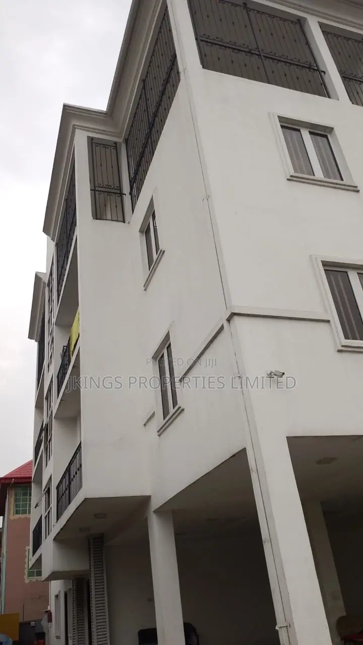 2bdrm Block of Flats in Allen Avenue for rent in Allen Avenue