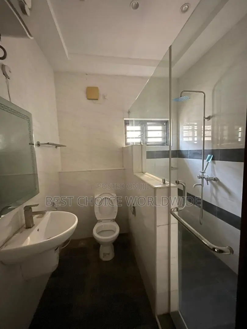 5bdrm Duplex in Golf View, Onireke for rent in Jericho