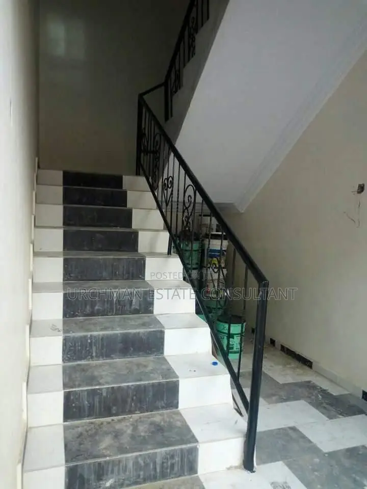 Furnished 4bdrm Duplex in Lake View Phase 2, Amuwo-Odofin for sale in Amuwo-Odofin