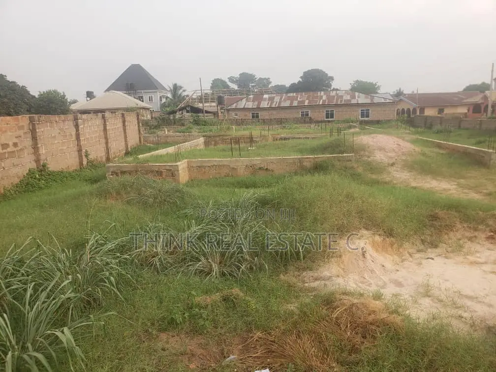 100/200 at Ovbiogie,Benin City,Edo State for 50m Negotiable in Benin City